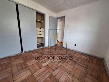 Casa en venta Isabel Riquelme San Joaquín 4dormitorios 4baños 3 estacionamientos $180.000.000