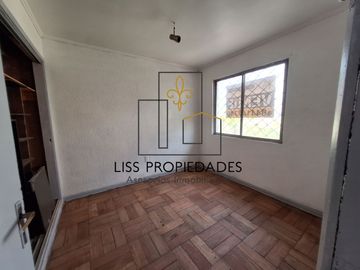 Casa en venta Isabel Riquelme San Joaquín 4dormitorios 4baños 3 estacionamientos $180.000.000