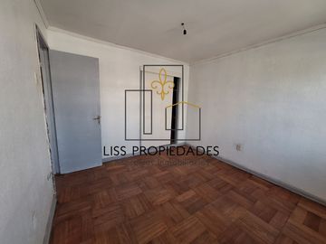 Casa en venta Isabel Riquelme San Joaquín 4dormitorios 4baños 3 estacionamientos $180.000.000