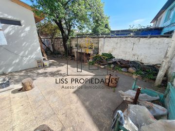 Casa en venta Isabel Riquelme San Joaquín 4dormitorios 4baños 3 estacionamientos $180.000.000