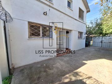 Casa en venta Isabel Riquelme San Joaquín 4dormitorios 4baños 3 estacionamientos $180.000.000