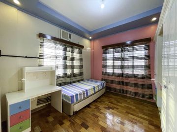 2-Storey 4 Bedrooms House and Lot for Sale in BF Homes, Parañaque City