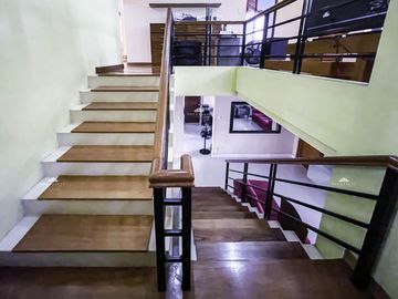 2-Storey 4 Bedrooms House and Lot for Sale in BF Homes, Parañaque City