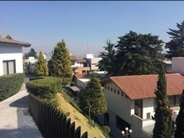 REMATE DE GRANDE CASA EN LOMAS DE LAS AGUILAS, ÁLVARO OBREGÓN, CDMX.