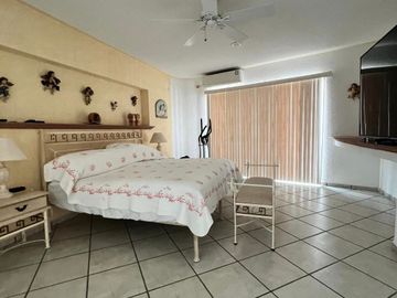 Residencia en lomas de cocoyoc morelos