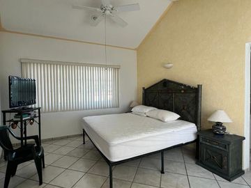 Residencia en lomas de cocoyoc morelos