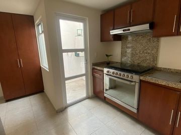 CASA EN VENTA EN UNIDAD GUADALUPE, A 5 MIN DE CU, A 10 MIN DE LA MARGARITA, PUE