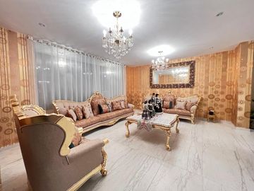 Exclusiva Casa con Roof Garden y Jacuzzi en Privada de Alta Plusvalía