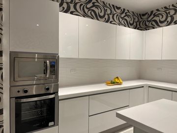 Exclusiva Casa con Roof Garden y Jacuzzi en Privada de Alta Plusvalía