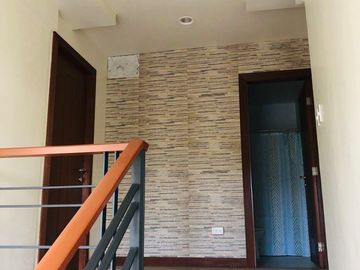 Modern 4 Bedroom Corner Townhouse For Sale in Valle Verde 7, Pasig City!