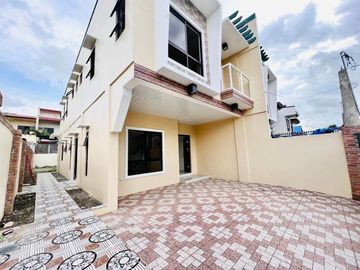 Brand new 2 storey duplex with very spacious set back