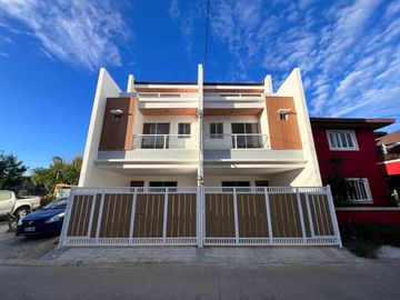 BRAND NEW DUPLEX HOUES AND LOT FOR SALE IN PILAR VILLAGE