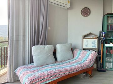 Fully furnished 1 bedroom for sale at Mountain View Condominium