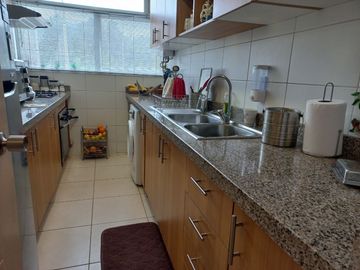 Quilpué. Extraordinario y moderno departamento en primer piso.