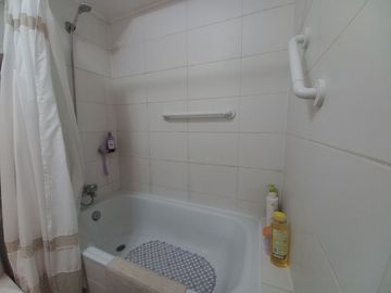 Quilpué. Extraordinario y moderno departamento en primer piso.
