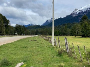 Terreno de 2 hectáreas ideal para un proyecto turístico o comercial en Futaleufú