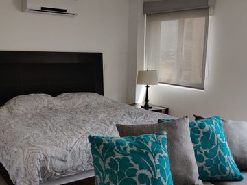SE VENDE Departamento amueblado en Torre Nuvolé