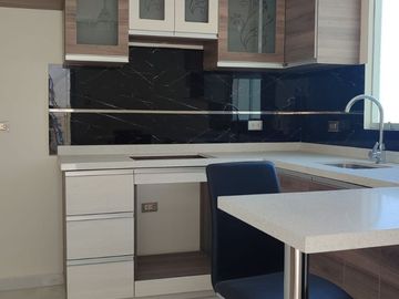 EN VENTA O ALQUILER DOS DEPARTAMENTOS JUNTOS EN CERRO COLORADO