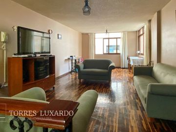 Ocasión Venta de Hermosa Casa Cerca a Parque en Surco, en excelente estado!