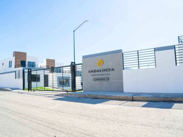 Casas nuevas en Andalucía, Parque industrial “El Florido”