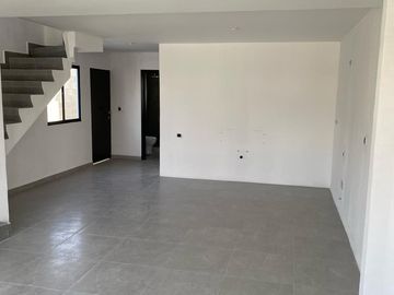 Casas nuevas en Andalucía, Parque industrial “El Florido”