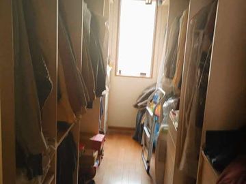 VENDO HERMOSA CASA CON JARDINES Y PISCINA EN SAN ISIDRO Y CERCA A LA AV. JAVIER PRADO