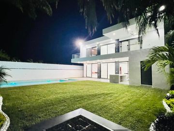 Residencia para estrenar