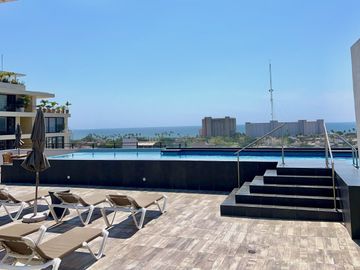 Departamento en venta con rooftop, alberca y vistas 360, Torre 21