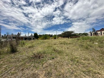 AMPLIO TERRENO DE PRIMERA EN PAMPAVINITMILLA