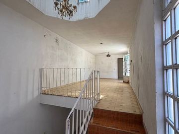 AMPLIA CASA EN VENTA ENTESISTÁN