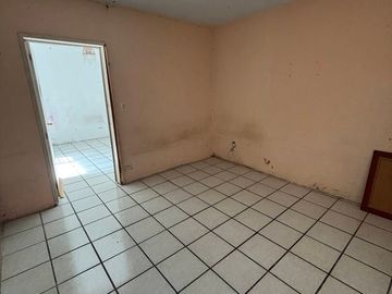 AMPLIA CASA EN VENTA ENTESISTÁN