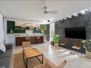 LUXURY WINNING VILLA