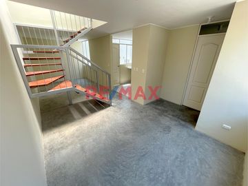 Casa En Venta Residencial Magisterial El Golf De Trujillo