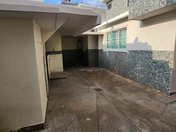 CASA EN COL. ZARAGOZA