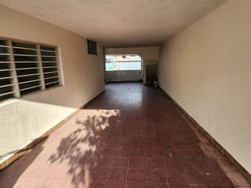 CASA EN COL. ZARAGOZA