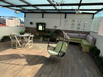 LA CASA QUE ESTABAS ESPERANDO: MODERNA, AMPLIA, GRAN UBICACIÓN, 4R 3 AUTOS TECHADOS, PADEL, ETC