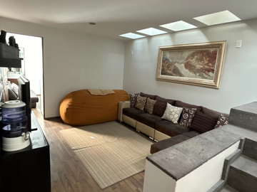 LA CASA QUE ESTABAS ESPERANDO: MODERNA, AMPLIA, GRAN UBICACIÓN, 4R 3 AUTOS TECHADOS, PADEL, ETC