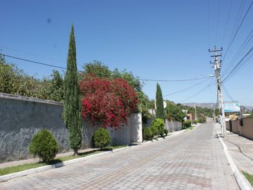 Quinta - Norte - Guayllbamba - Casa - Terreno - Quito