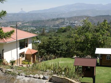 Quinta - Norte - Guayllbamba - Casa - Terreno - Quito