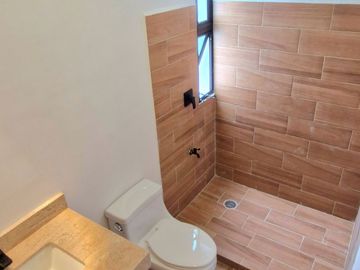 Casa en Venta, Privada Residencial Camelia, Sitpach,Yucatán.