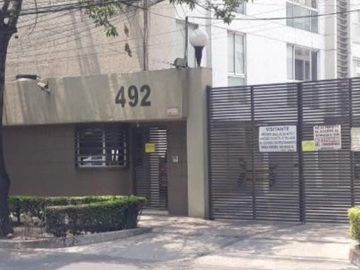 REMATE DE AMPLIO DEPARTAMENTO EN SAN PEDRO XALPA, AZCAPOTZALCO, CDMX, ¡EXCELENTE UBICACIÓN!!