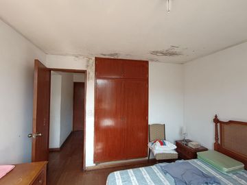 Casa Como Terreno O Inversionistas Que Desean Ampliar Su Negocio En Santiago de Surco