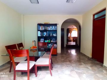 VENTA DE CASA EN LA PERLA ALTA CALLAO