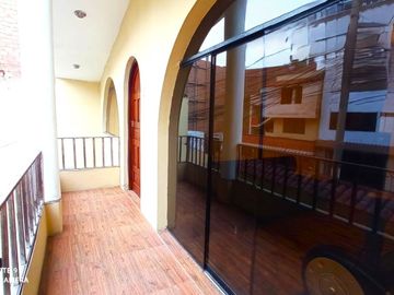 VENTA DE CASA EN LA PERLA ALTA CALLAO