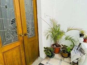 Venta casa antigua en Col. Roma Norte: 570m2, 3 recámaras, 5 baños, 4 estac.