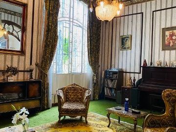 Venta casa antigua en Col. Roma Norte: 570m2, 3 recámaras, 5 baños, 4 estac.