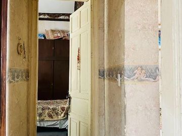 Venta casa antigua en Col. Roma Norte: 570m2, 3 recámaras, 5 baños, 4 estac.