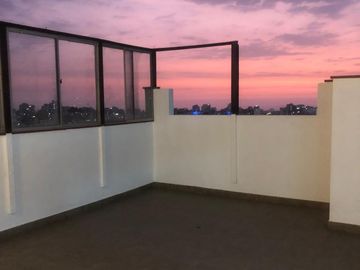 Lindo duplex, ubicado en el distrito de Lince muy cerca a San Isidro