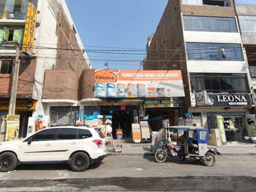 🏡 Venta de Casa en Av. Próceres de la Independencia – 295.8 m² | Oportunidad para Inversionistas 💼💰