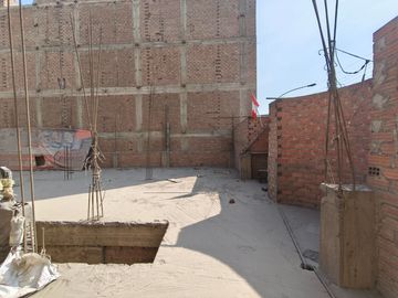 🏡 Venta de Casa en Av. Próceres de la Independencia – 295.8 m² | Oportunidad para Inversionistas 💼💰